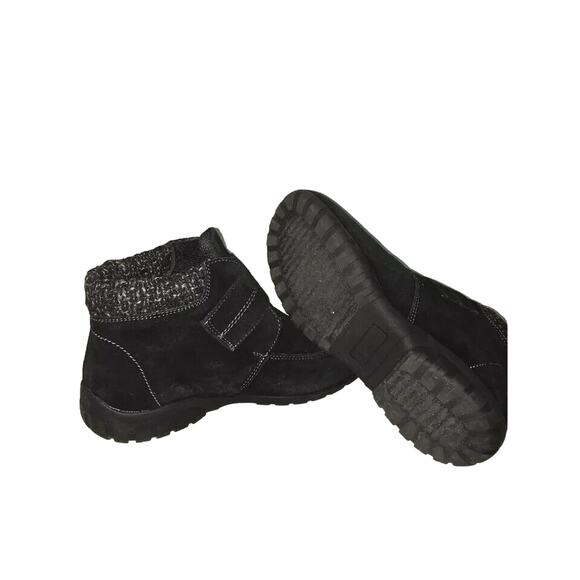 NWT Propet Women's Delaney Strap Ankle Boot, Black Suede Leather Size 6 X(2E) - Picture 6 of 7